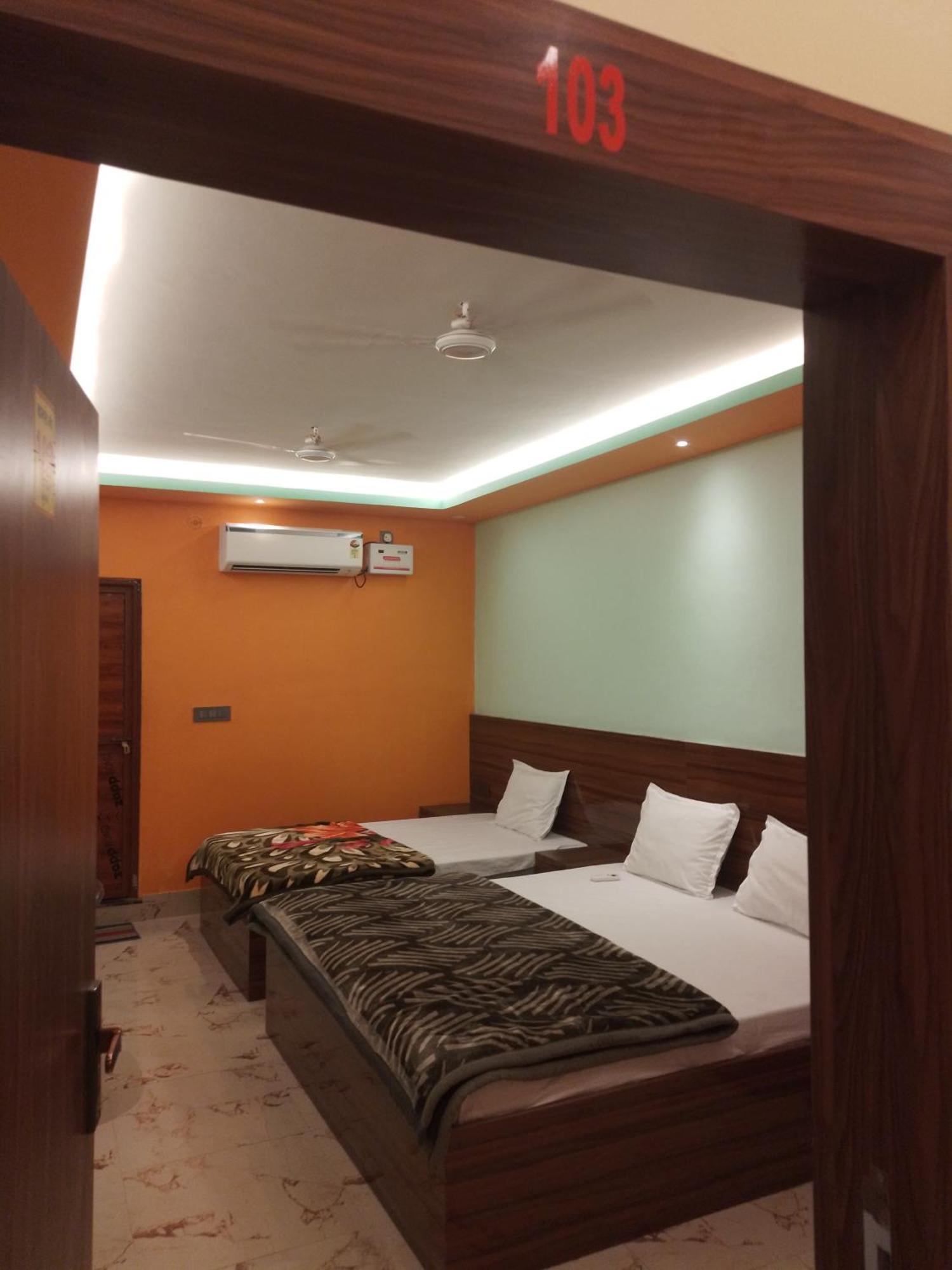 Siyaram Kunj Hotel Ayodhya Luaran gambar