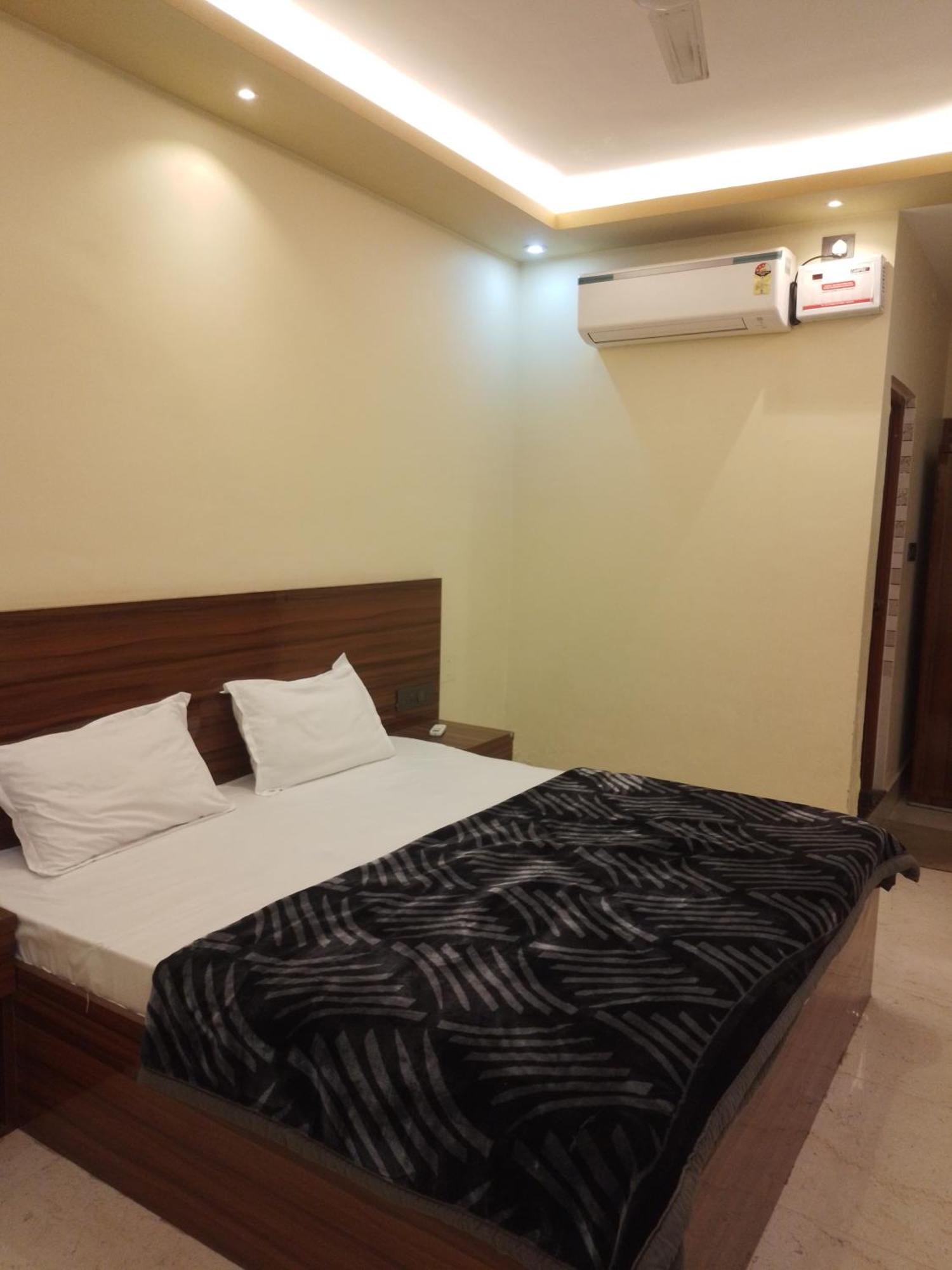 Siyaram Kunj Hotel Ayodhya Luaran gambar