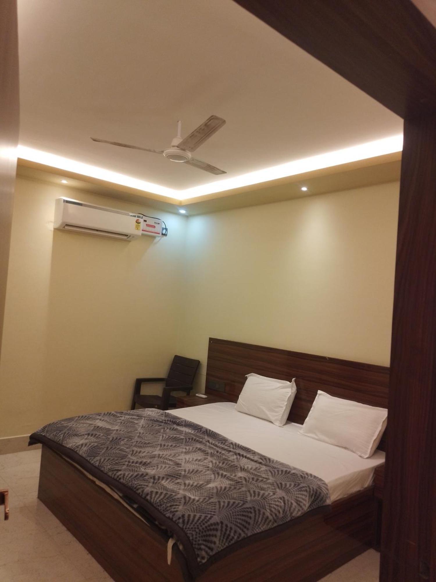Siyaram Kunj Hotel Ayodhya Luaran gambar